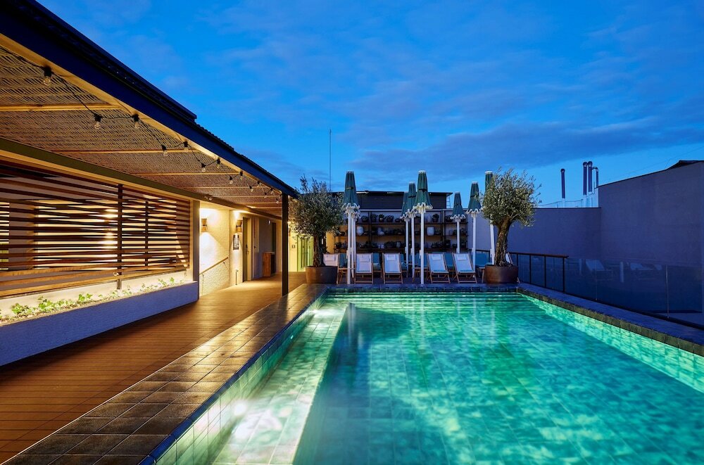 Фото Radisson Blu 1882 Hotel, Barcelona Sagrada Familia