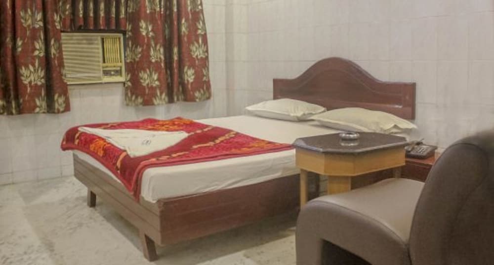 Фото Krishna International