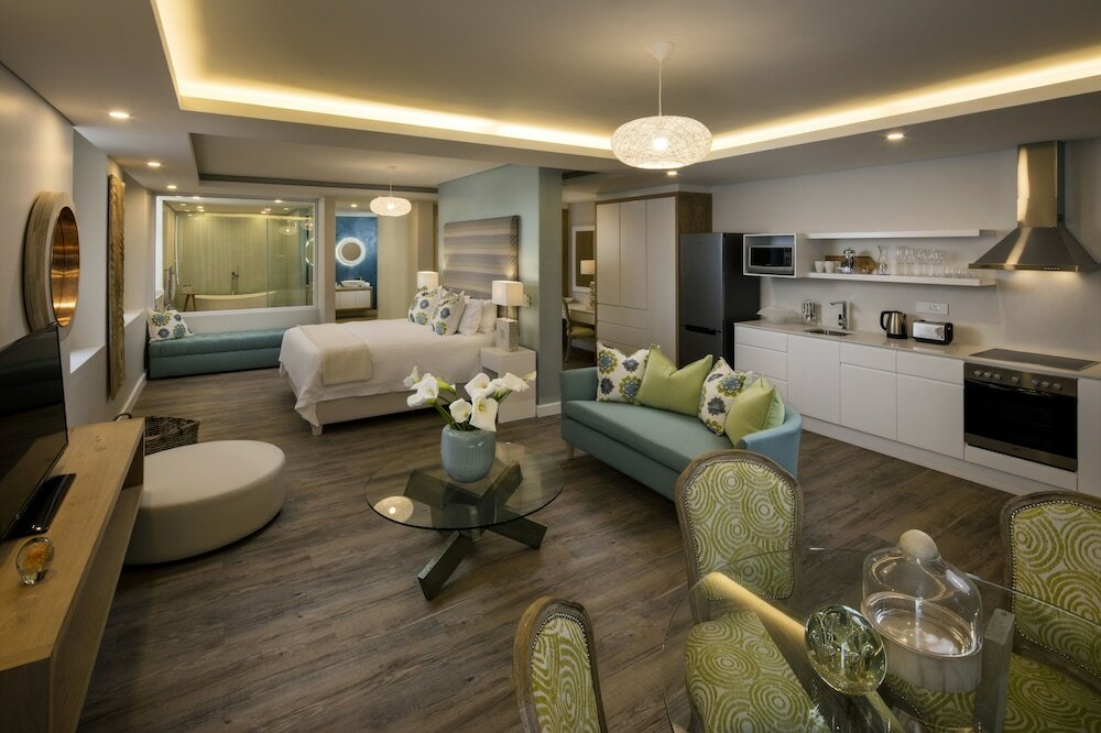 Фото Views Boutique Hotel & SPA