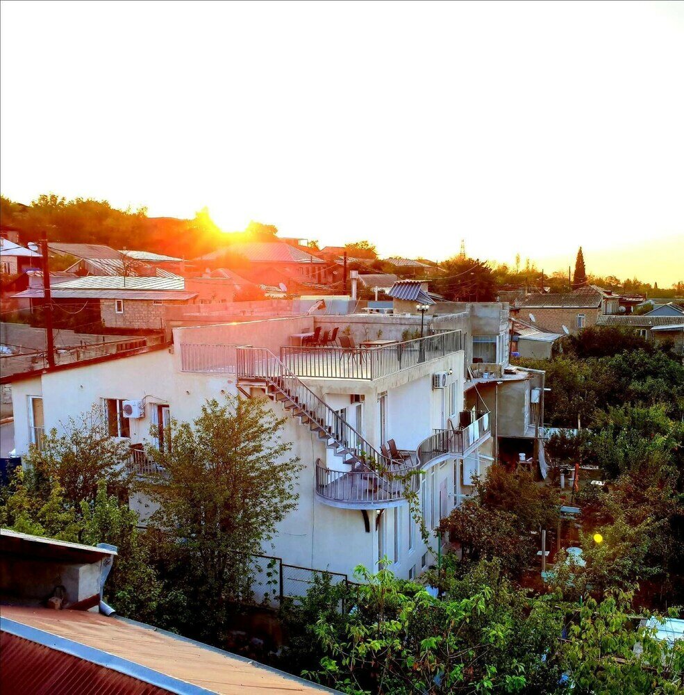 Фото Отель Upstairs Hotel Tbilisi