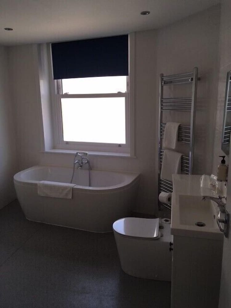 Фото Balmoral Hotel