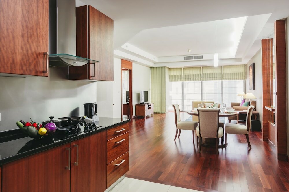 Фото Column Bangkok Hotel