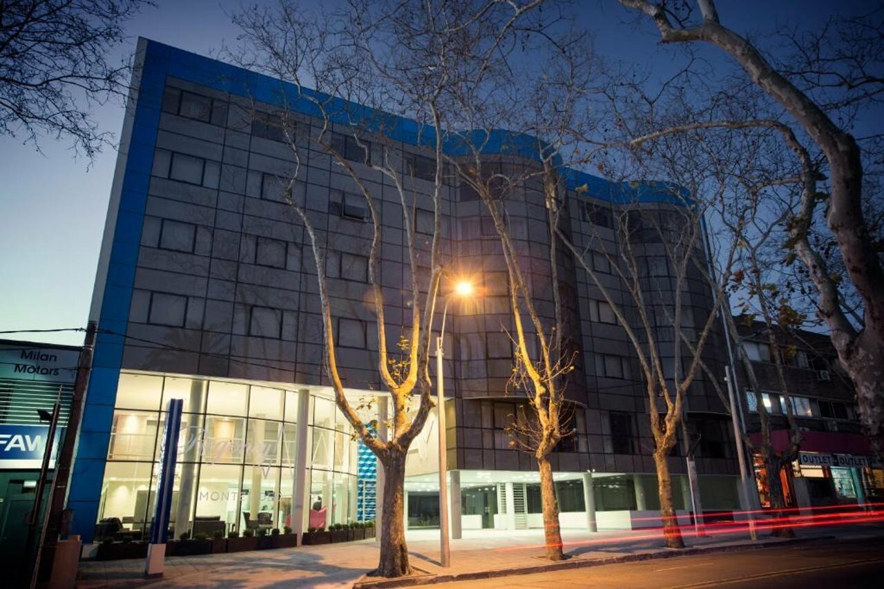 Фото Regency Way Montevideo Hotel