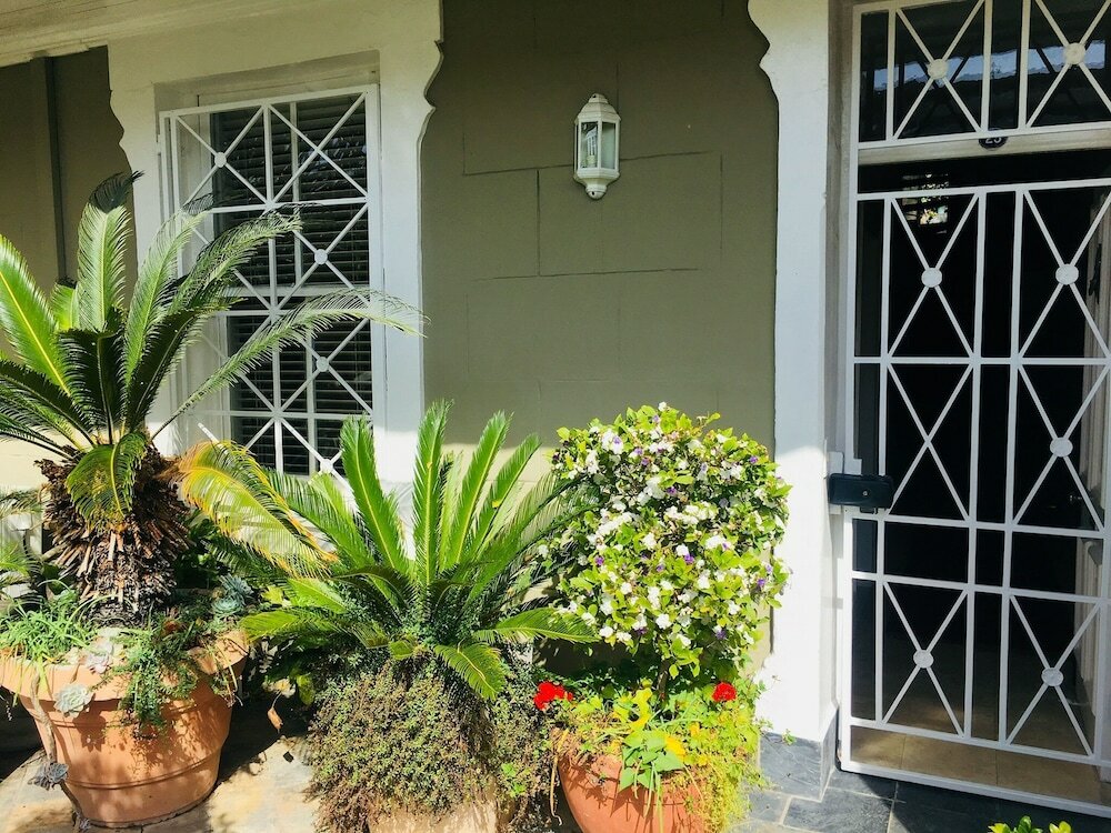 Фото Gordons Guesthouse