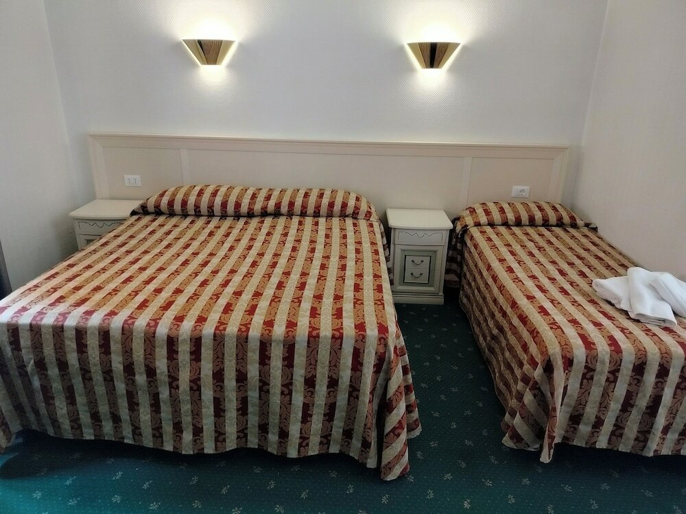 Фото Hotel Centrale