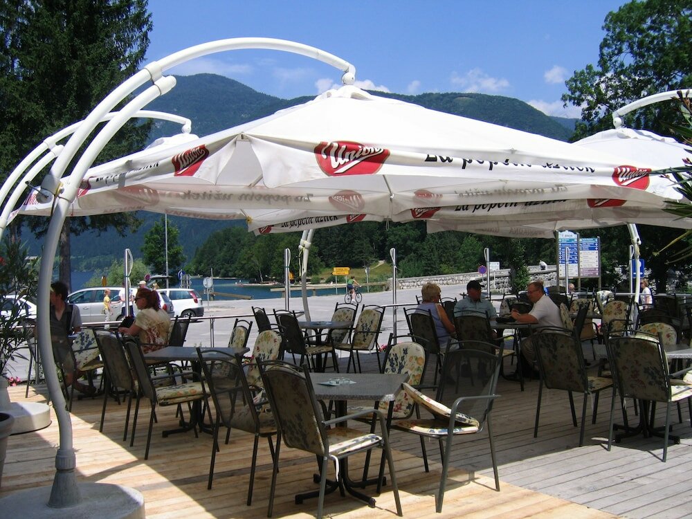 Фото Hotel Jezero