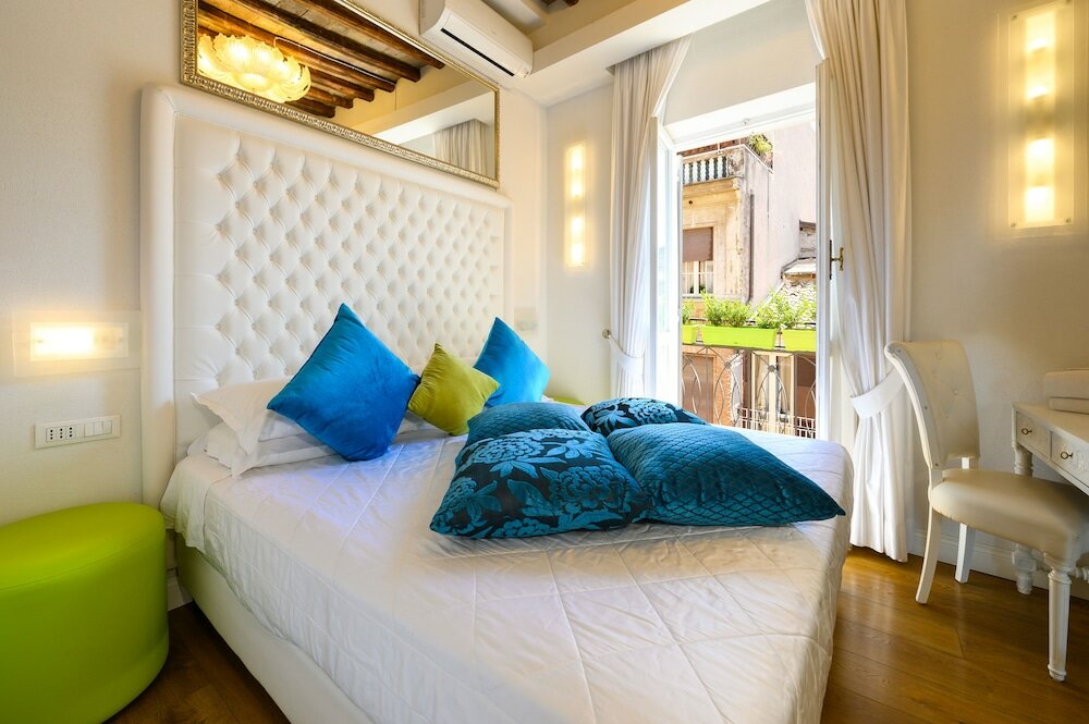 Фото Domus Spagna Frattina Prestige Suite