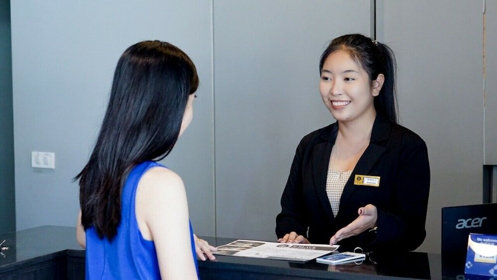 Фото B-Black Hotel Chonburi