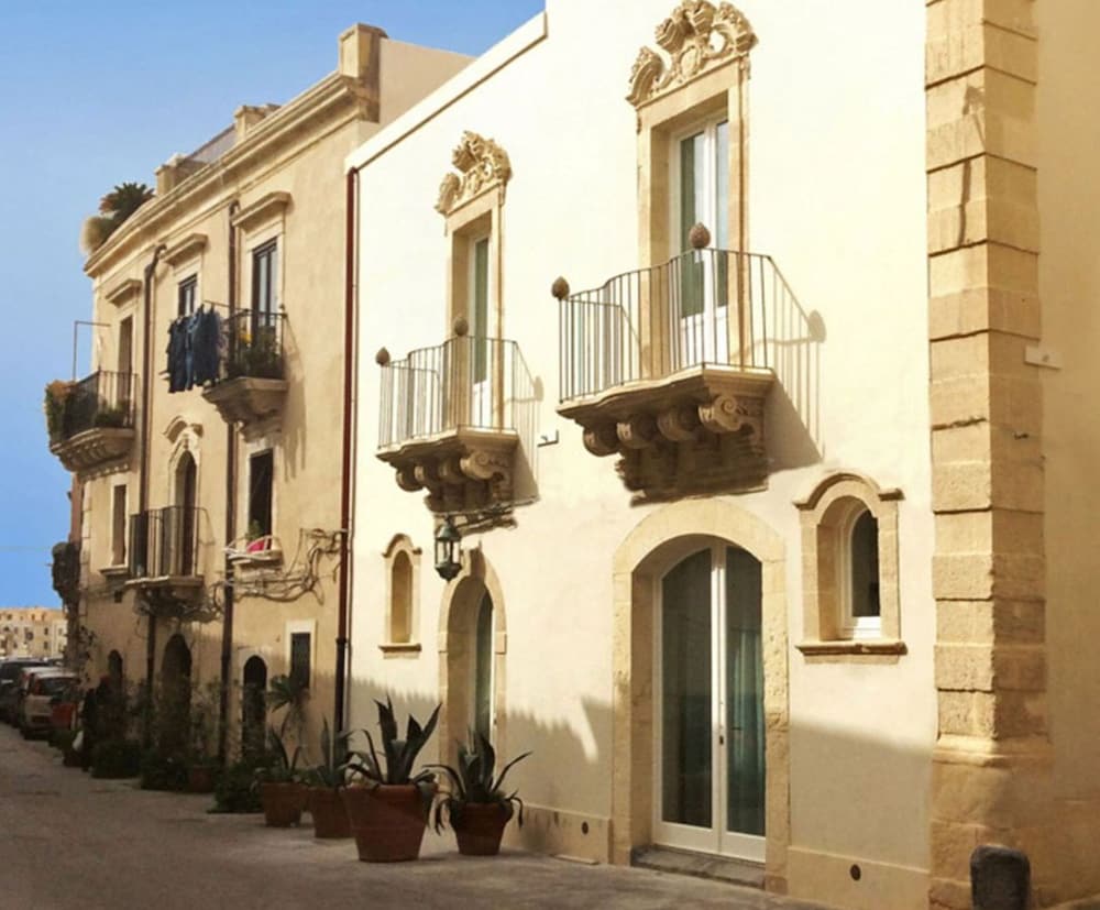 Фото Re Federico Boutique Hotel