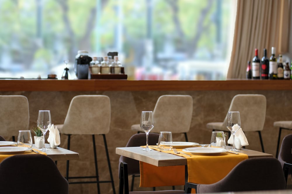 Фото B4b Athens Signature Hotel