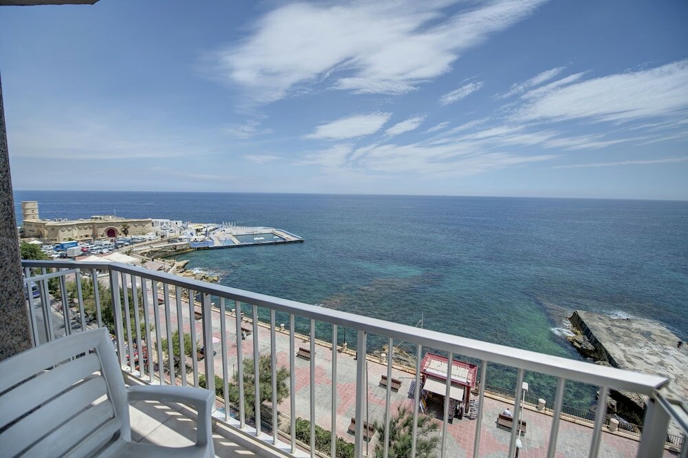 Фото Sliema Chalet Hotel