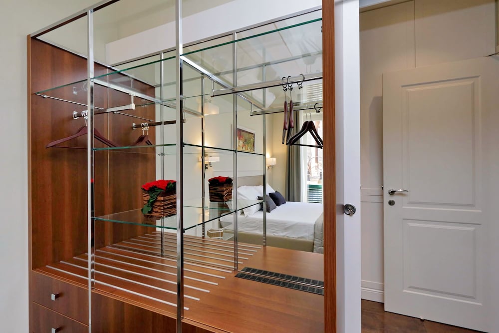 Фото Piazza Venezia Grand Suite