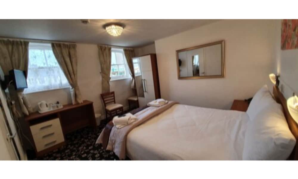 Фото Andorra Guest Accommodation