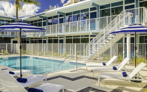 Внешний вид отеля Plunge Beach Resort в Лодердейл-бай-зе-Си, фото 2