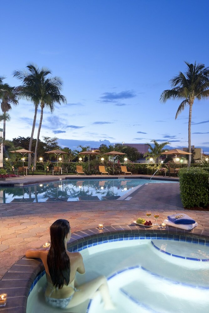 Фото Courtyard by Marriott Fort Lauderdale East/Lauderdale-by-the-Sea