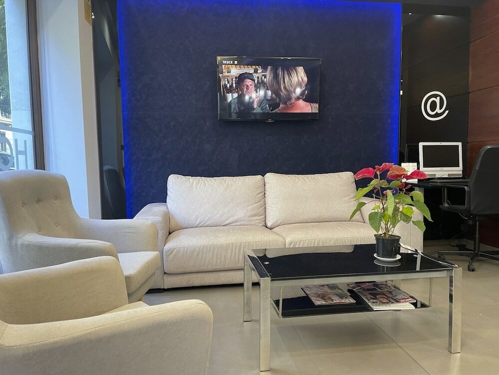 Фото Hotel Castilla Guerrero