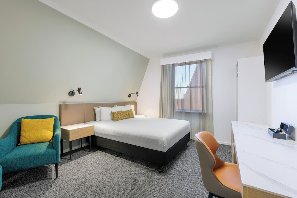 Фото Hotel Grand Chancellor Adelaide