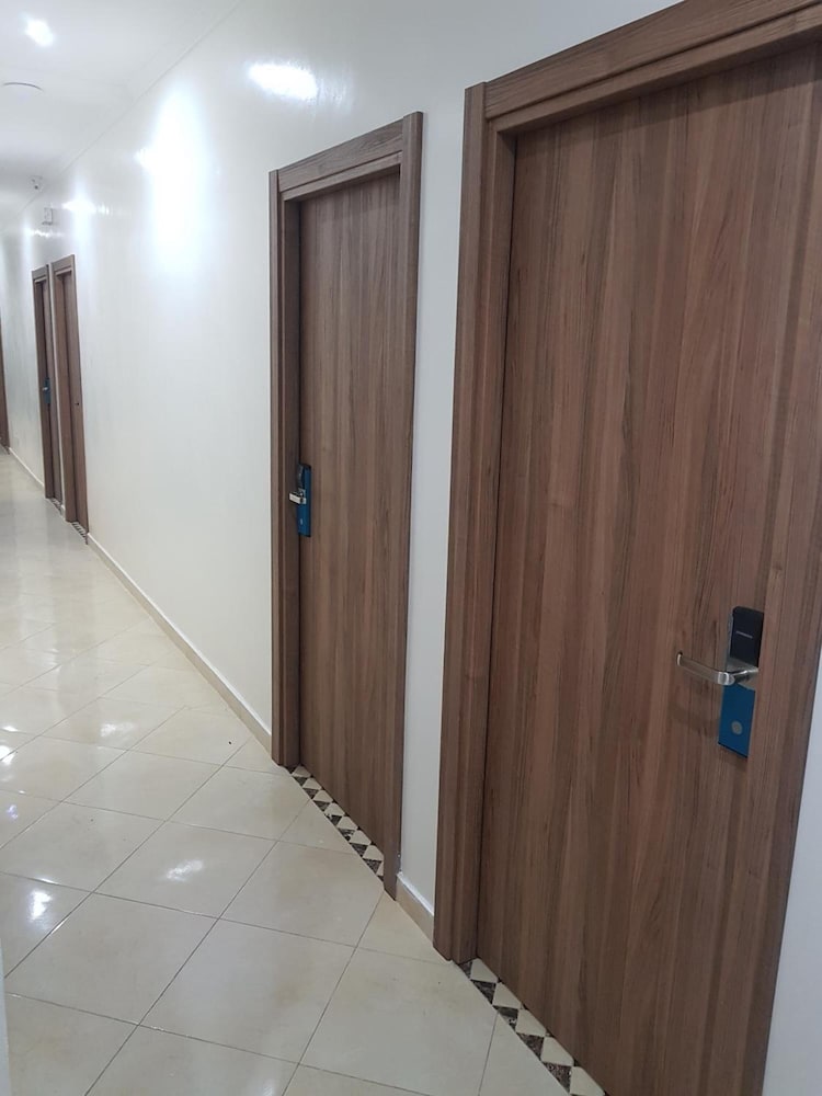 Фото Hôtel Ichbilia