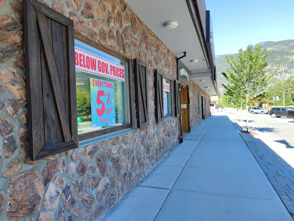 Фото Pemberton Hotel