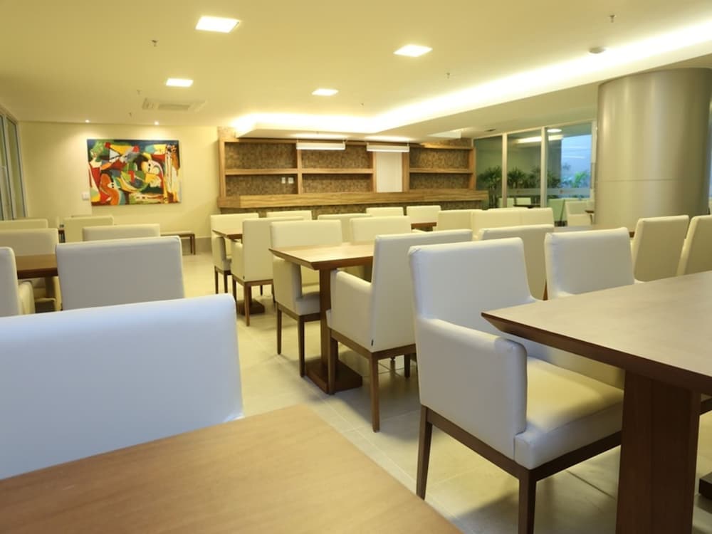 Фото Ramada by Wyndham Macae Hotel & Suites