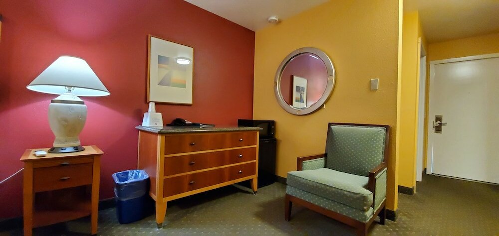 Фото Olympic View Inn