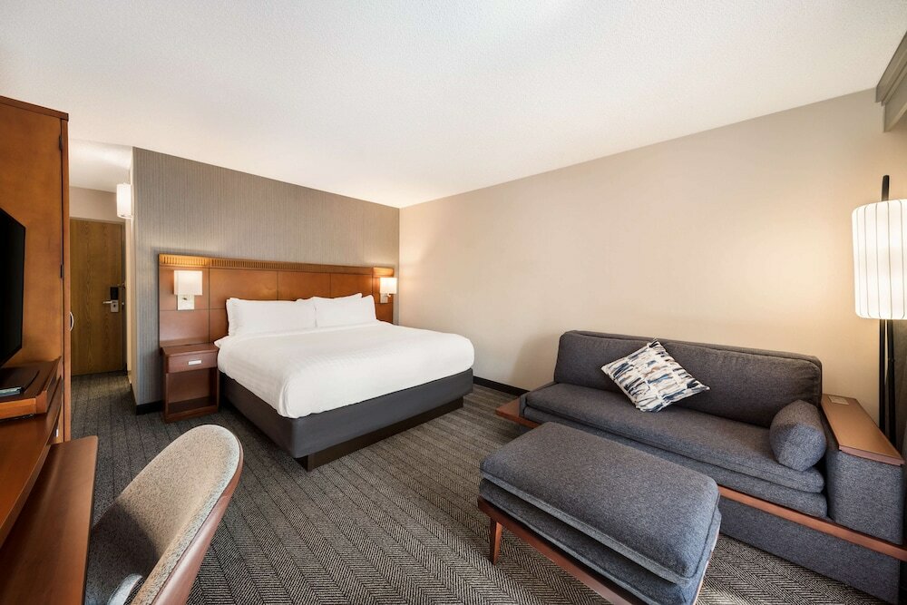Фото Sonesta Select San Jose Airport