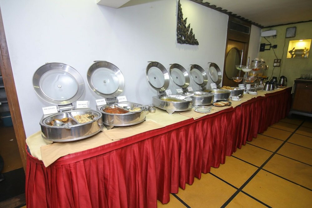 Фото Lytton Hotel