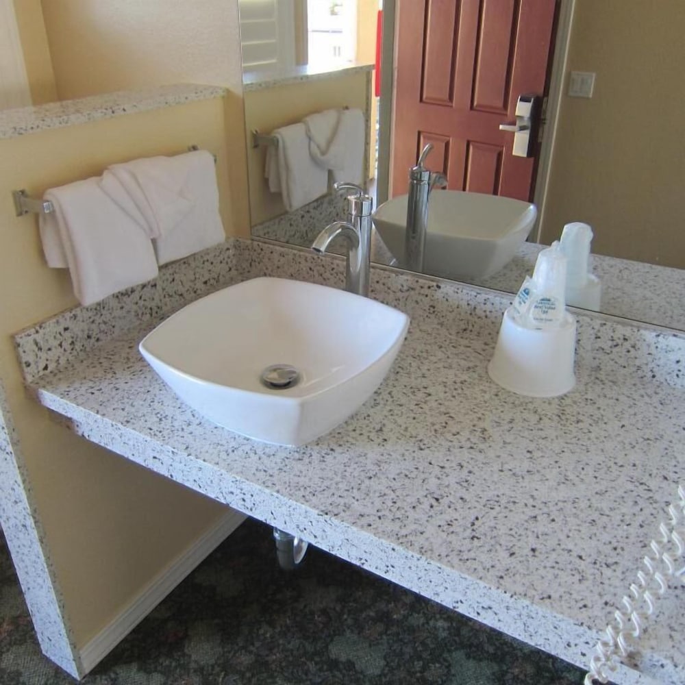 Фото Pacific Best Inn