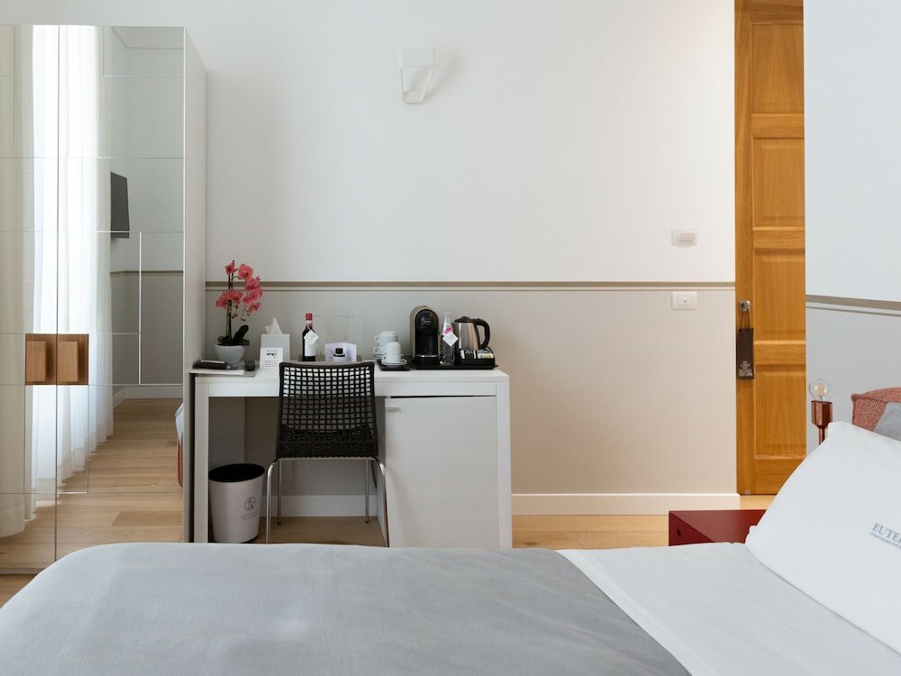 Фото Euterpe L. H. T.