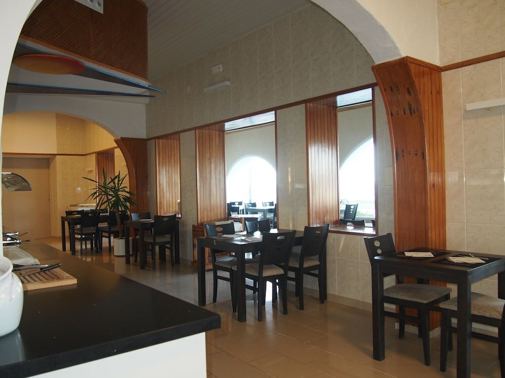 Фото Hotel Roca Bella