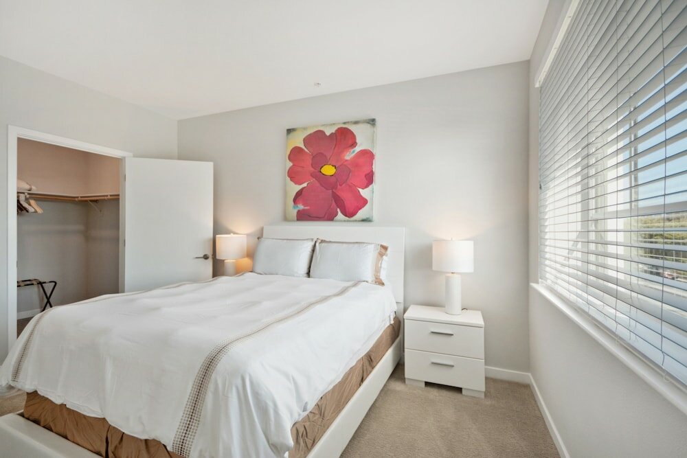 Фото Global Luxury Suites in Menlo Park