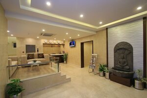 Гостиница La Sara Regent