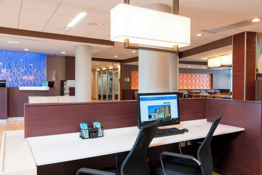 Фото Fairfield Inn & Suites by Marriott West Monroe