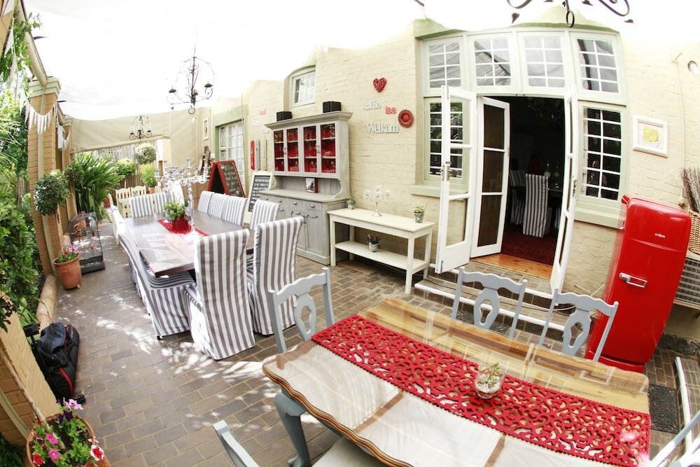 Фото Oleander Guest House