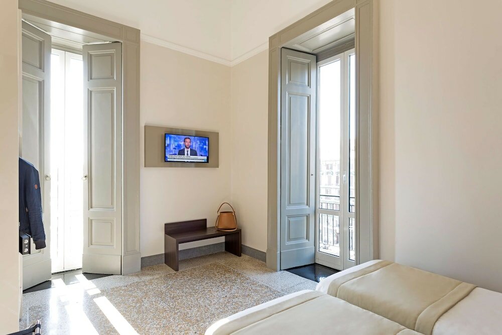 Фото B&B Hotel Napoli