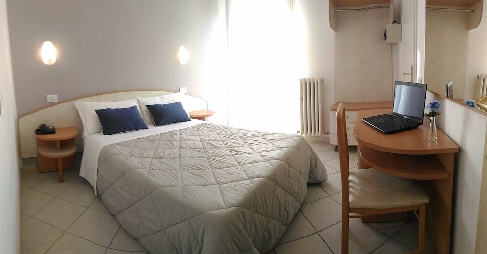 Фото Hotel Prestige