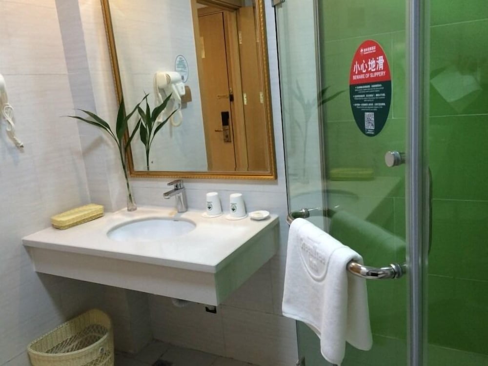 Фото GreenTree Inn HuangShan Xiuning County Qiyun Moutain Hotel