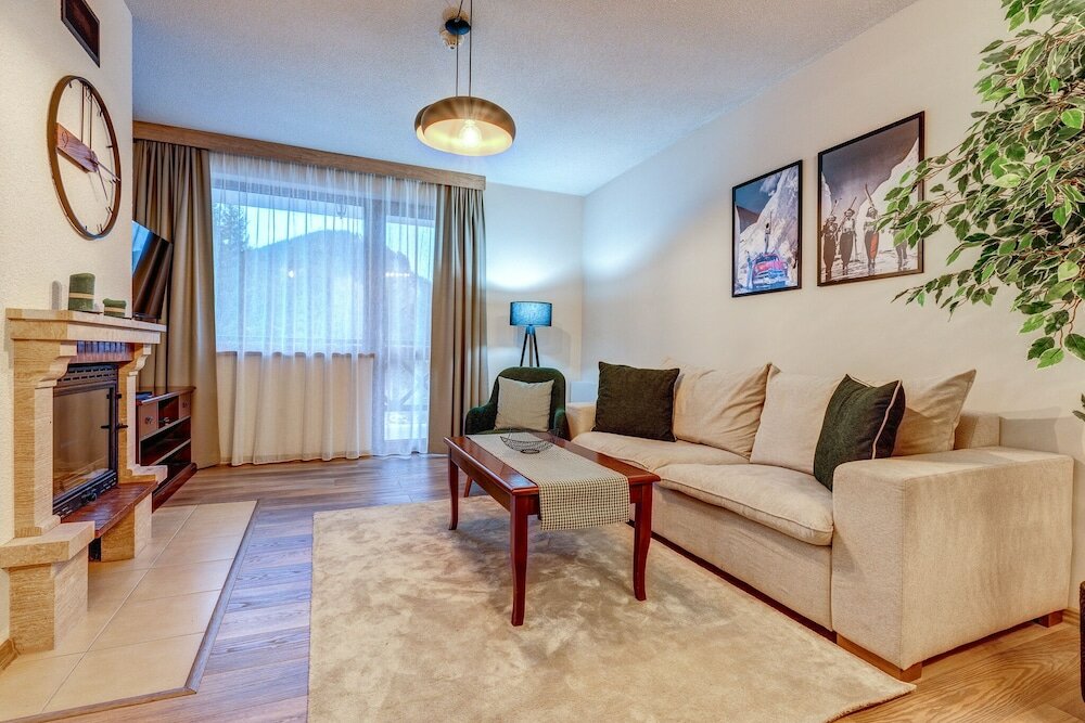 Фото Mountain Lake Hotel