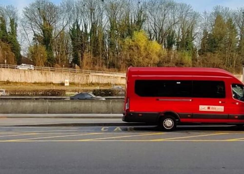 Фото Ibis Genève Aéroport