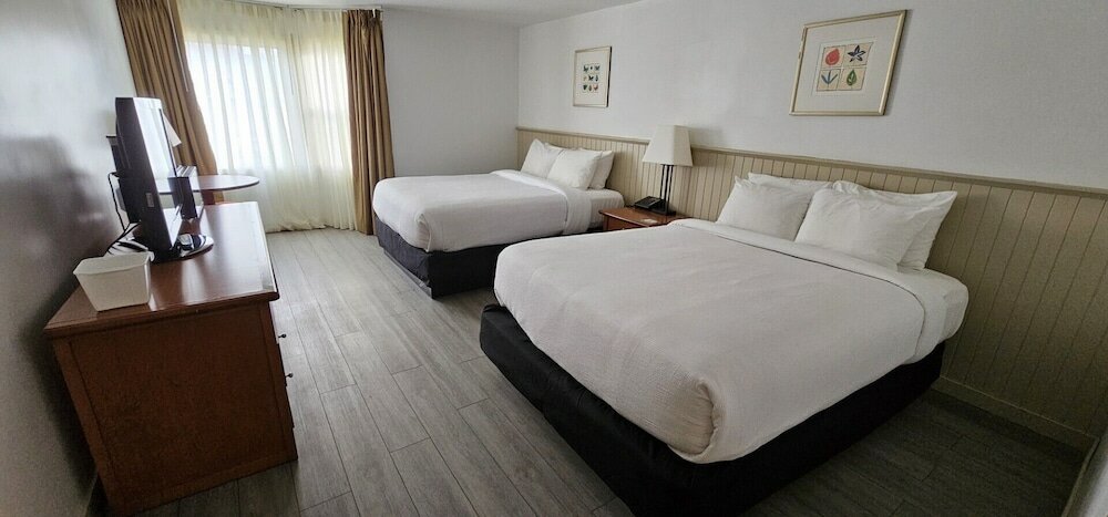 Фото Charlottetown Inn & Conference Centre