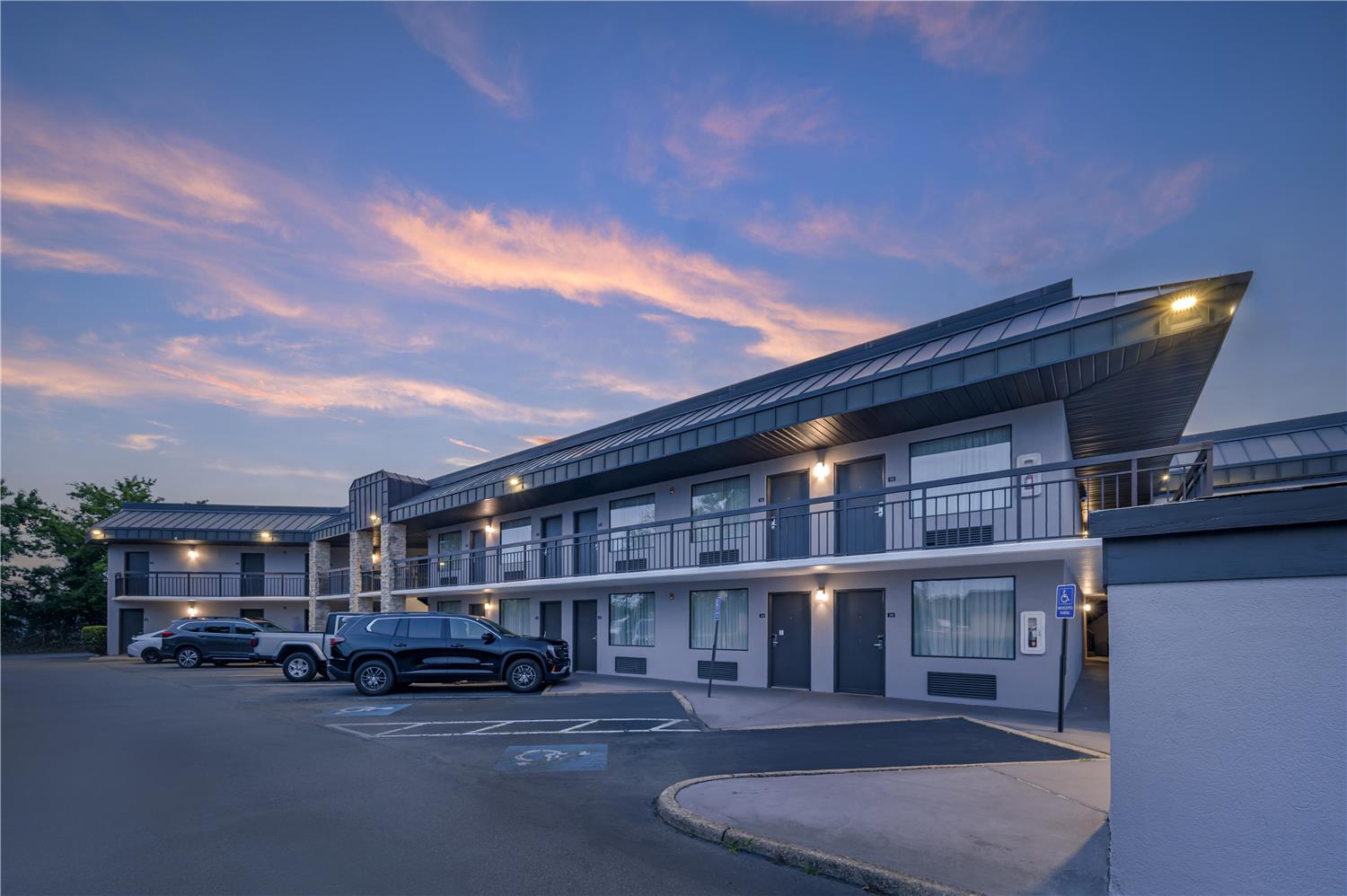 Фото Best Western Center Inn