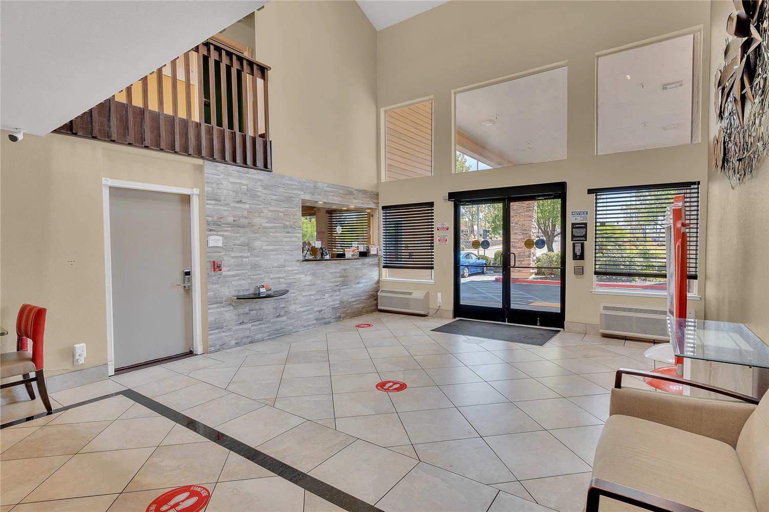 Фото Quality Inn near Six Flags Discovery Kingdom - Napa Valley