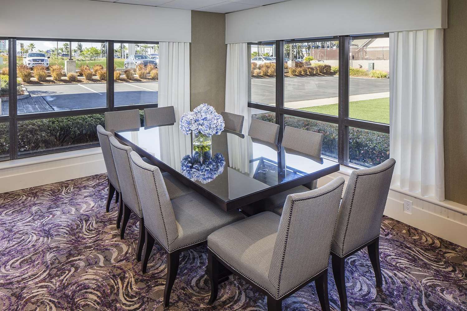 Фото Hampton Inn San Diego-Kearny Mesa