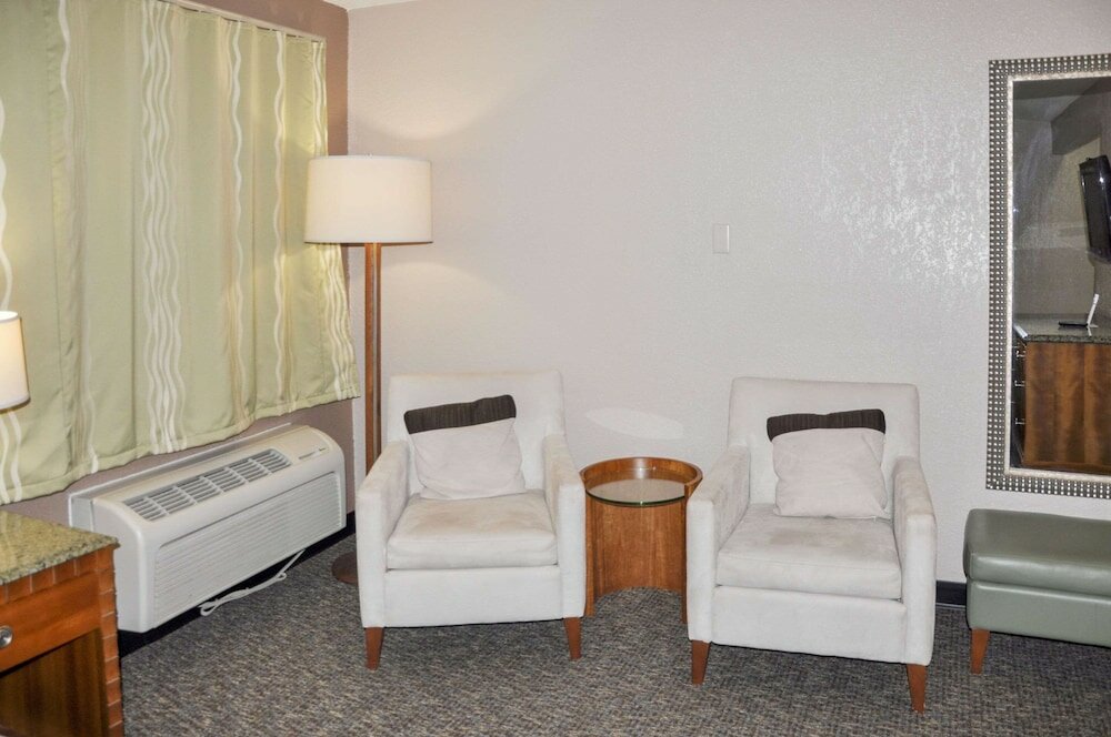 Фото Rodeway Inn Fargo