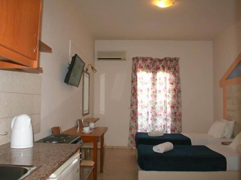 Фото Ilios 1 Central