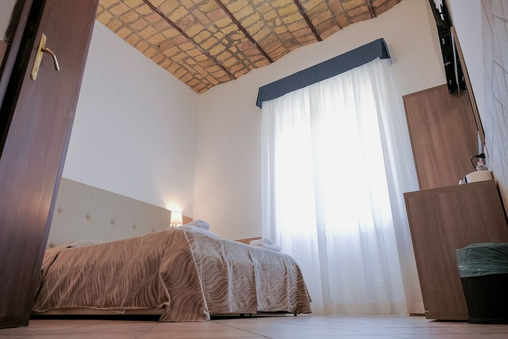 Фото Hotel Alex Square