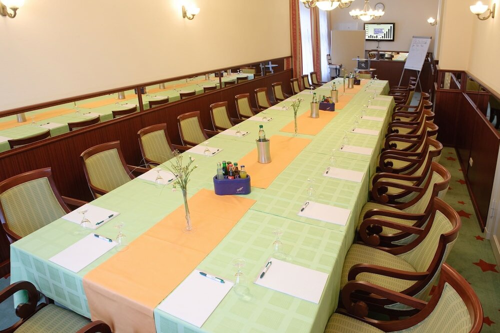 Фото Stadthotel Stern