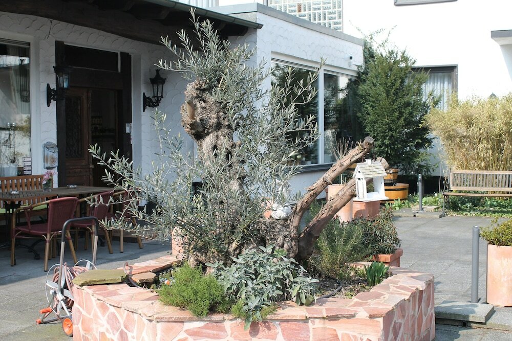 Фото Hotel Kölner Hof Refrath