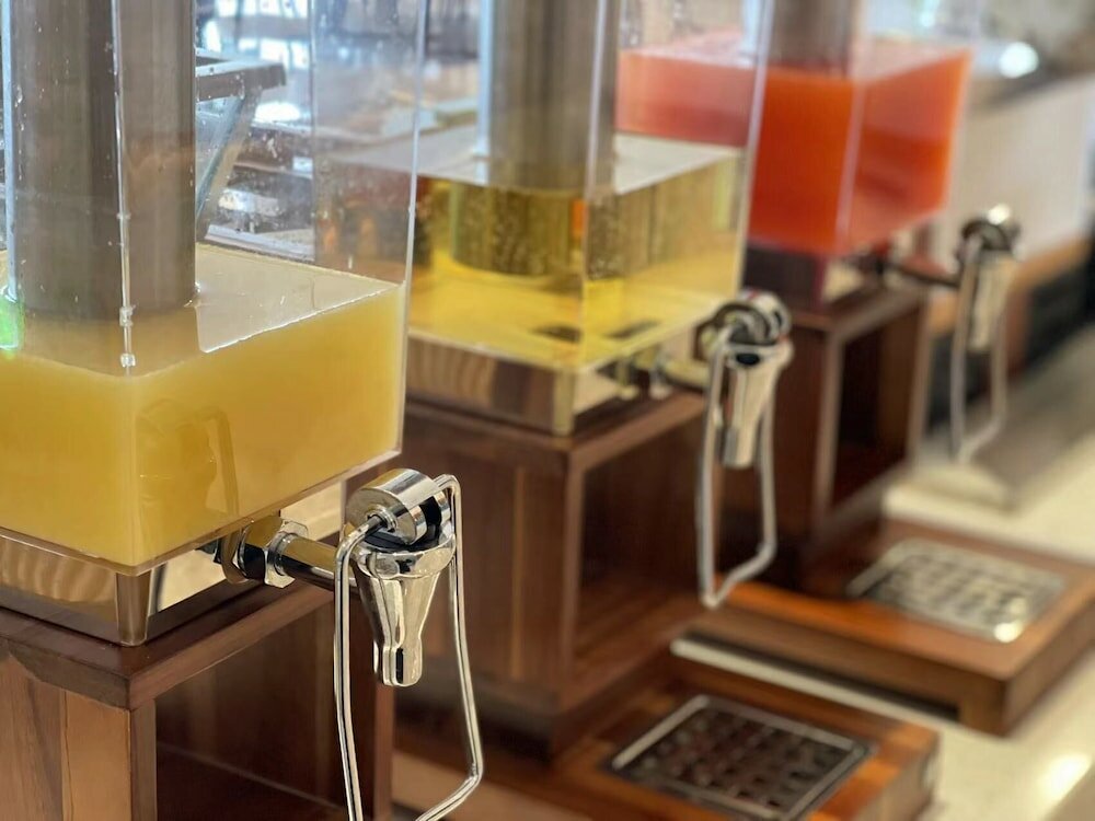 Фото Hilton Garden Inn Kunming Dianchi