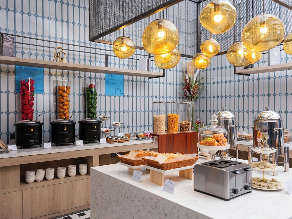 Фото Holiday Inn Express Shanghai Hongqiao Linkong